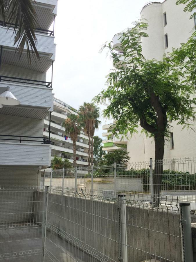 Bonito Y Acogedor Apartamento Con Fibra Салоу Экстерьер фото